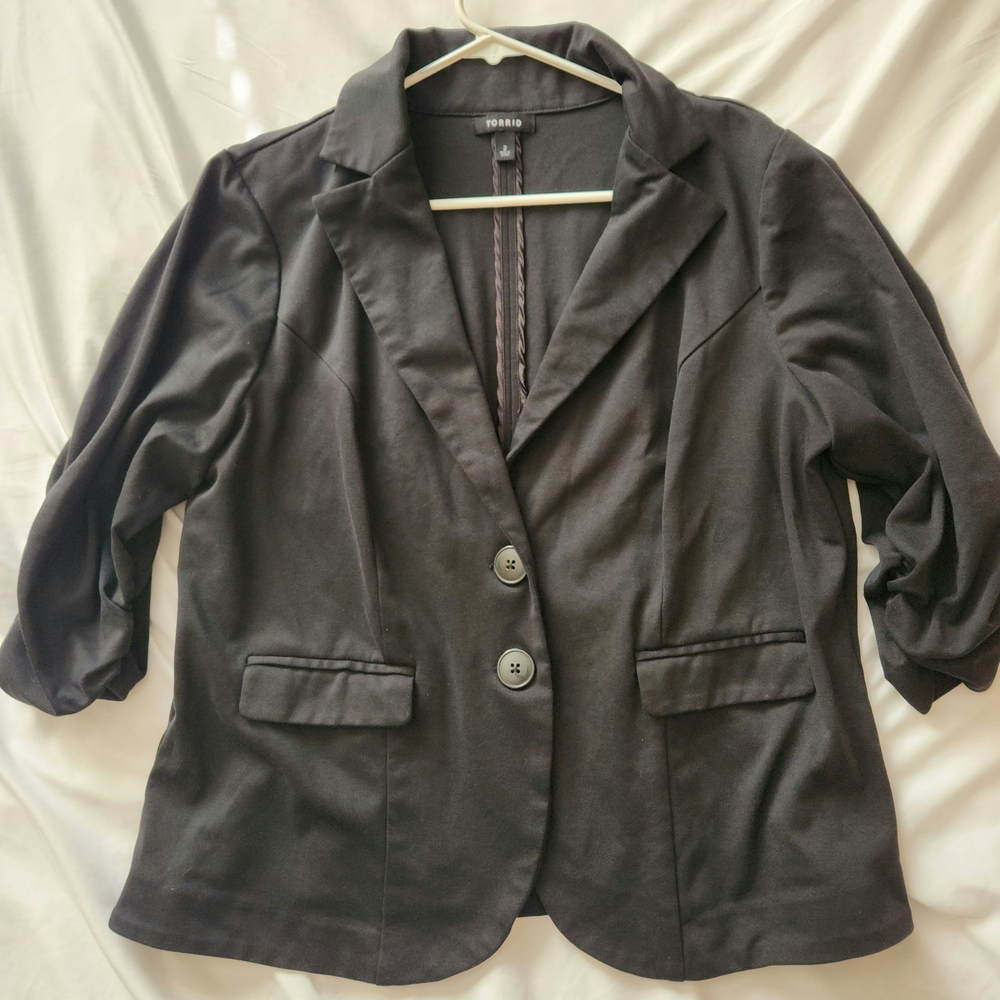Torrid 3/4 Sleeve Black Blazer